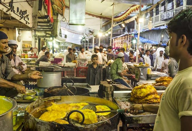 Khau Galli, Mumbai Suburban, Maharashtra - Vushii.com Khau Galli, Mumbai Suburban, Maharashtra - Vushii.com